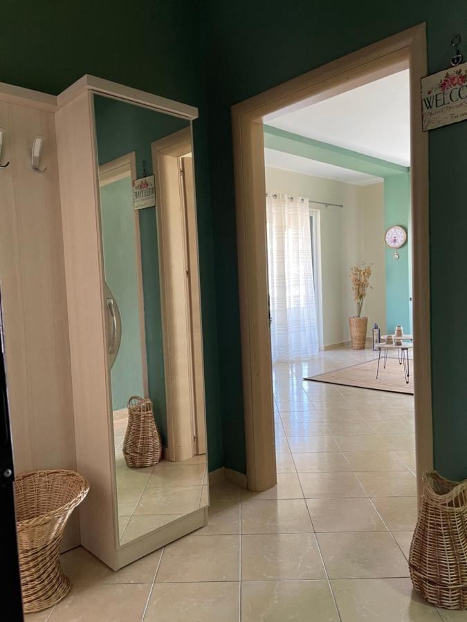 Ola Apartament 2 Sarandë エクステリア 写真